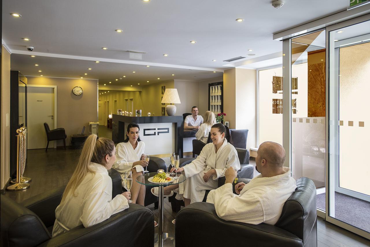Wellness Hotel Green Paradise Brezova  ภายนอก รูปภาพ